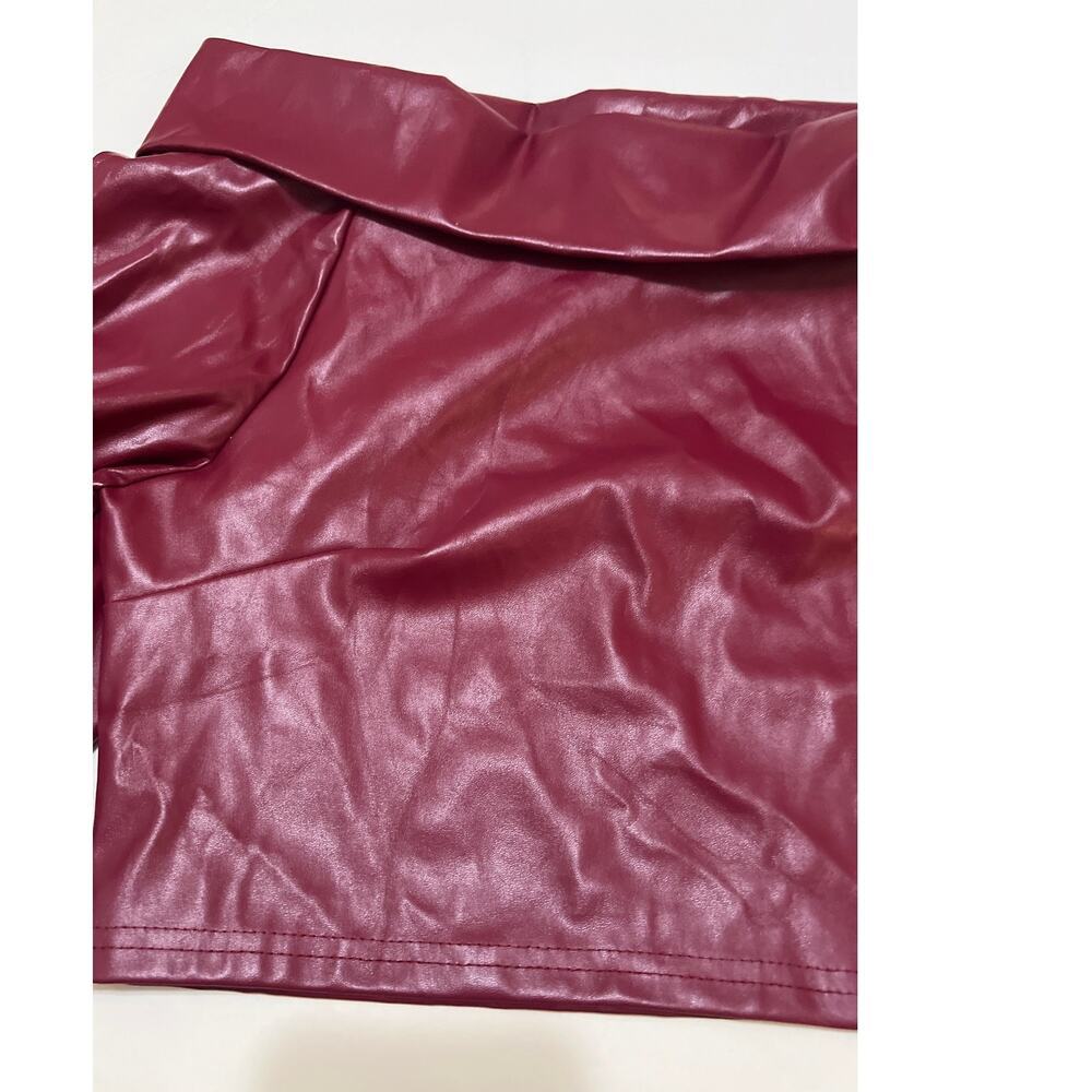 Plus Faux Leather Off the Shoulder Bow Long Sleeve Cropped Top New Size 2XL - Picture 9 of 10